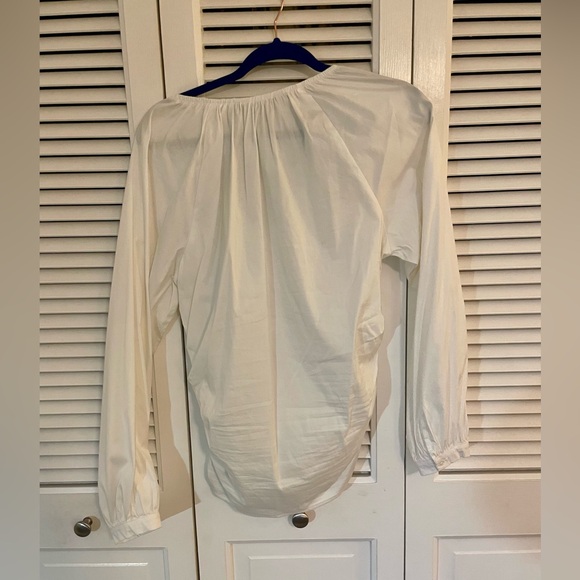 WHBM Long Sleeve Ruched V-Neck Poplin Top - Picture 6 of 6